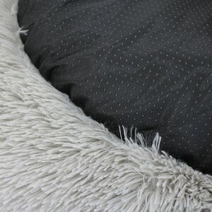 Brava Fluffy pörröpeti M 64 cm